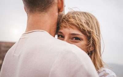 Kako graditi i održavati zdrave prijateljske odnose u vezi i braku