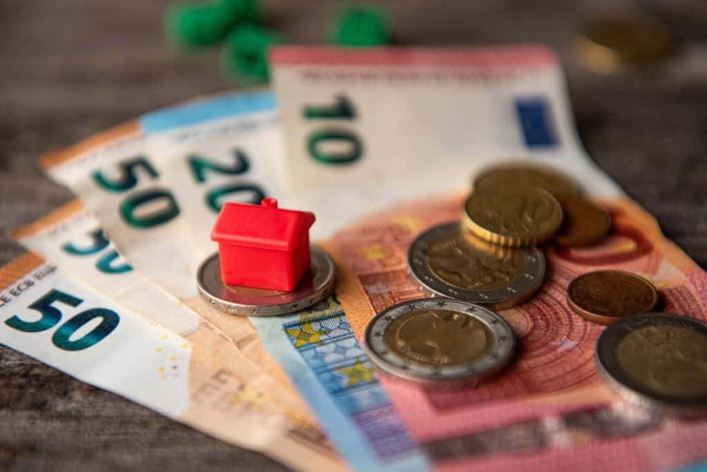 Investiranje u dionice kroz mobilne aplikacije Investiranje u dionice kroz mobilne aplikacije