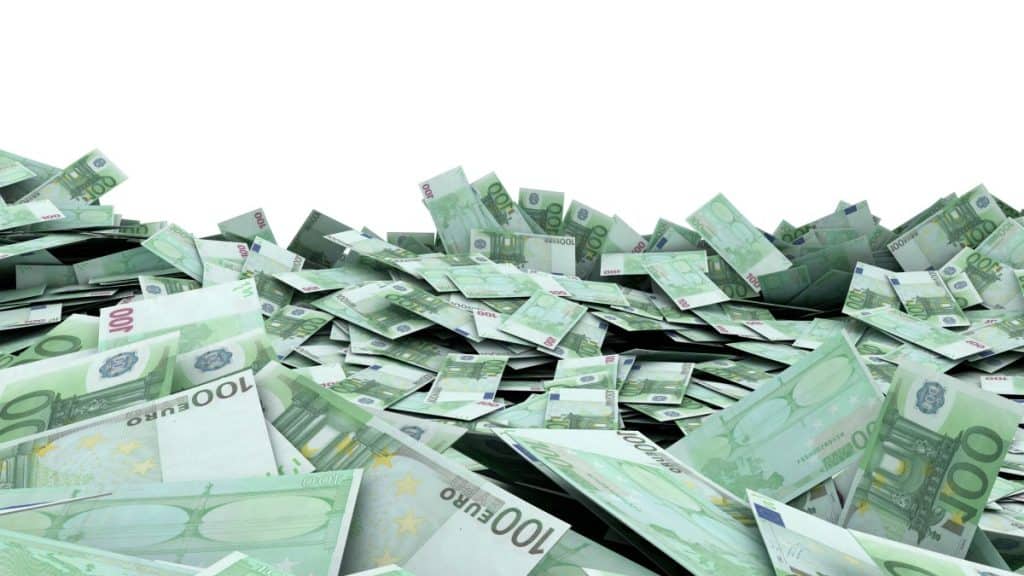 Kako smanjiti troškove uz pametno korištenje bankovnih usluga Kako smanjiti troškove uz pametno korištenje bankovnih usluga