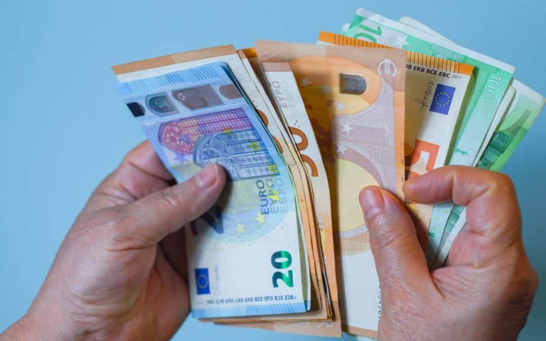 Zašto su online krediti povoljniji od tradicionalnih