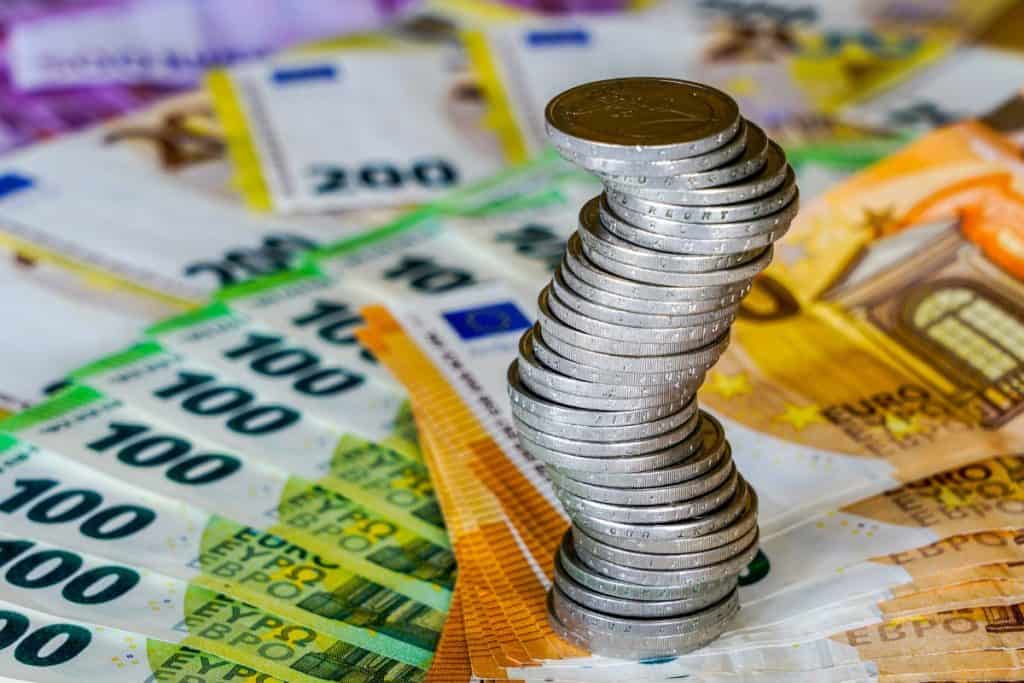 Kako pratiti svoje financije pomoću mobilnih aplikacija